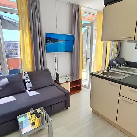 Penthouse Studio Cacao Beach * סאני ביץ'