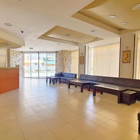 Penthouse Studio Cacao Beach סאני ביץ'