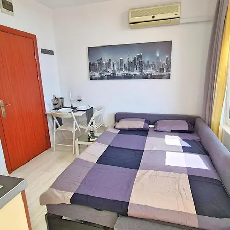 Penthouse Studio Cacao Beach דירה